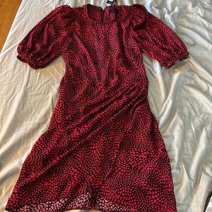 NWT Banana Republic black/red abstract dots print dress.